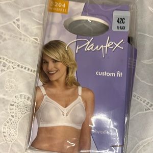 NWT Playtex custom fit, wireless bra 42C black